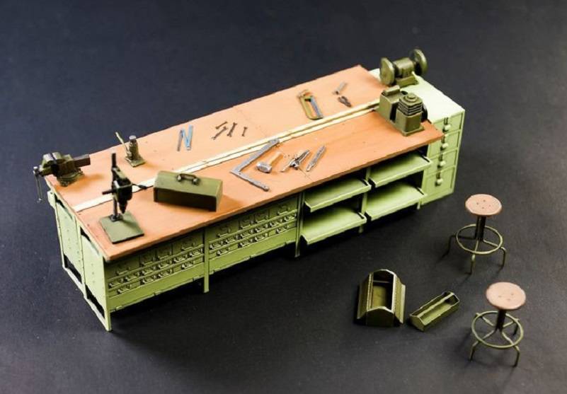 U.S Army Workbench & Tool set – Image 3