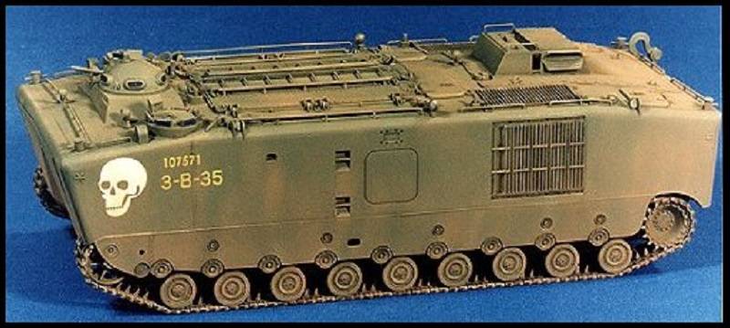 US Marine LVTP5A1 Landing Vehicle Vietnam – Image 3