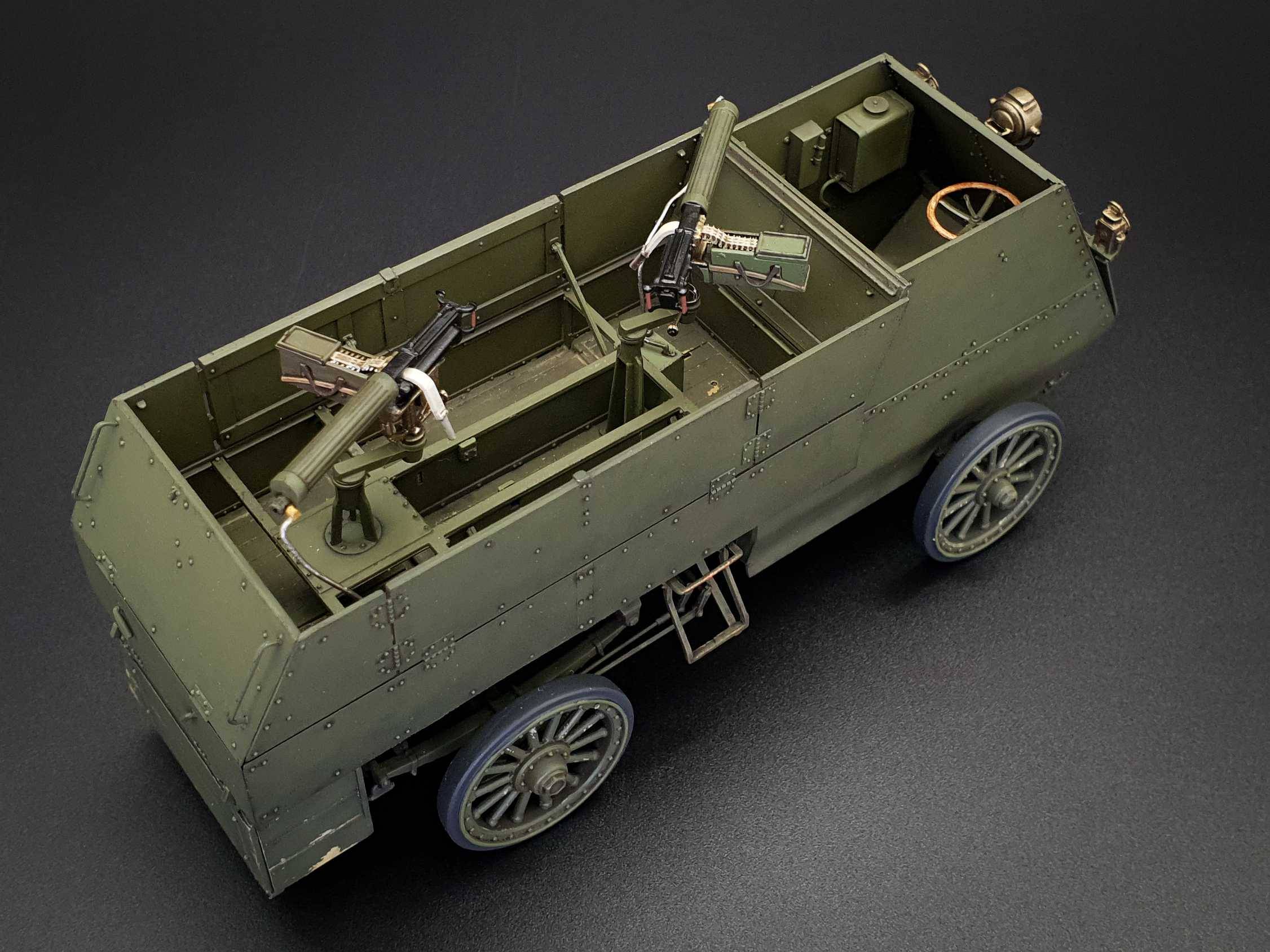 Canadian Armoured MG Carrier – Image 4