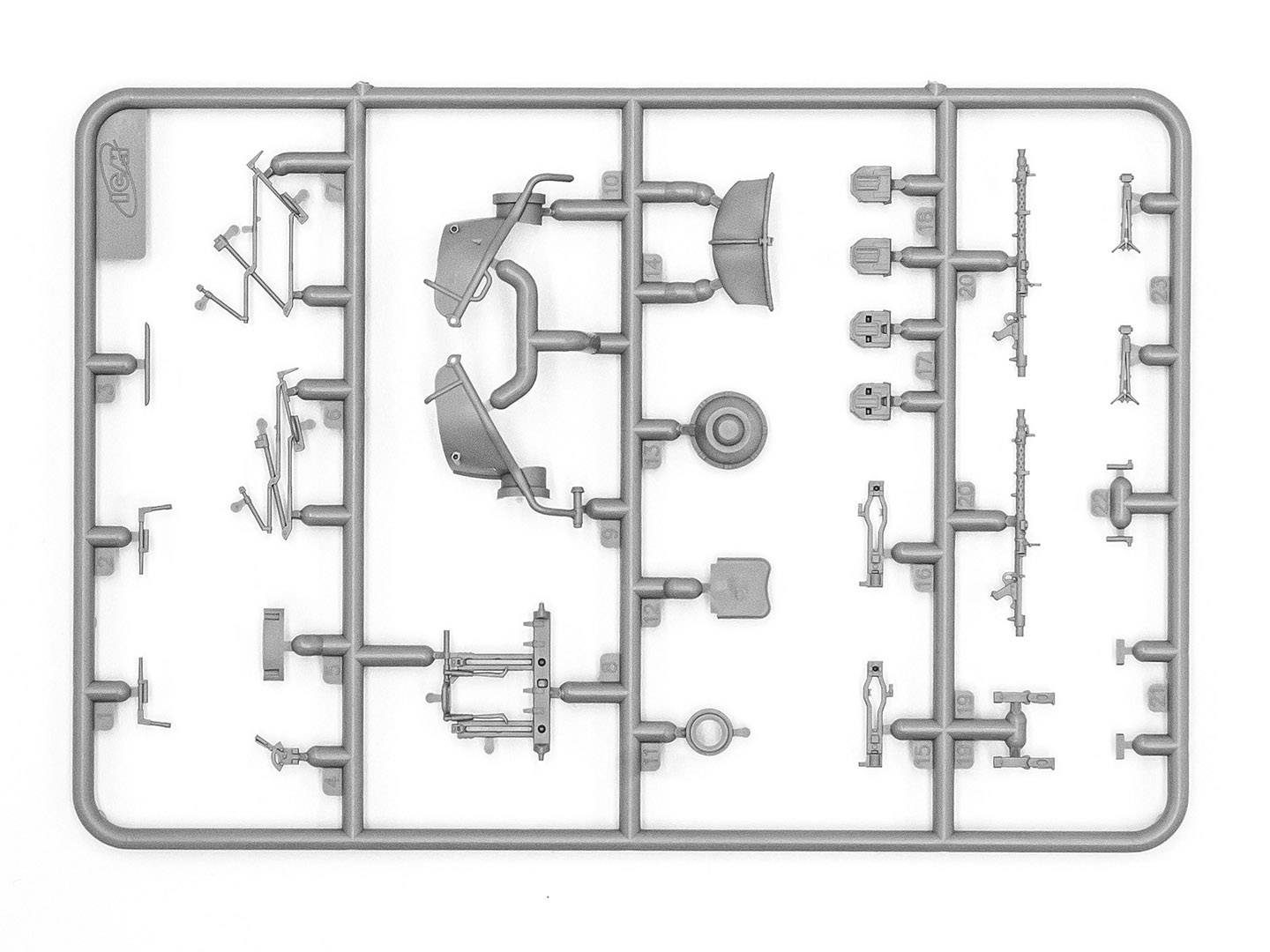 le.gl.Einheits-Pkw Kfz.4 WWII German Light Anti-Aircraft Vehicle – Image 14