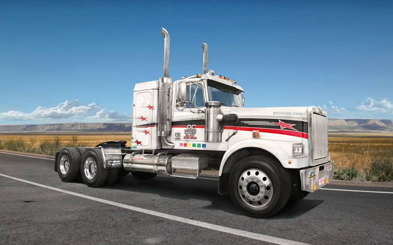 Classic Western Star 4964 – Image 11