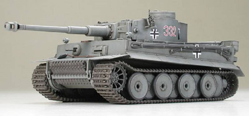 German Tiger I Early Production Tank – Image 3