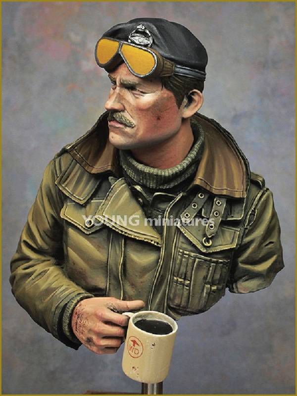 British Tank Crew WWII - Breaktime – Image 3