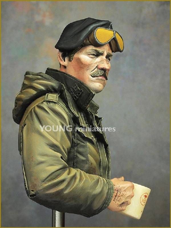 British Tank Crew WWII - Breaktime – Image 4