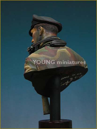 SS Panzer Officer Normandie 1944 – Image 4