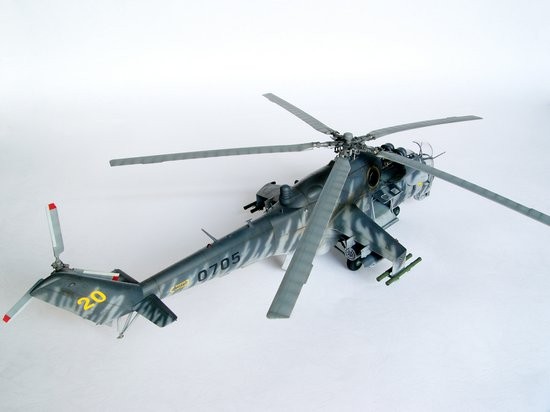Mil Mi-24V Hind-E Helicopter – Image 6