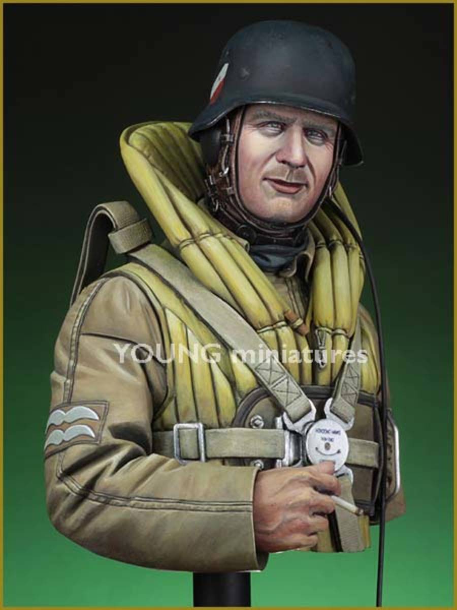 Luftwaffe Bomber Crewman, 1940 – Image 3