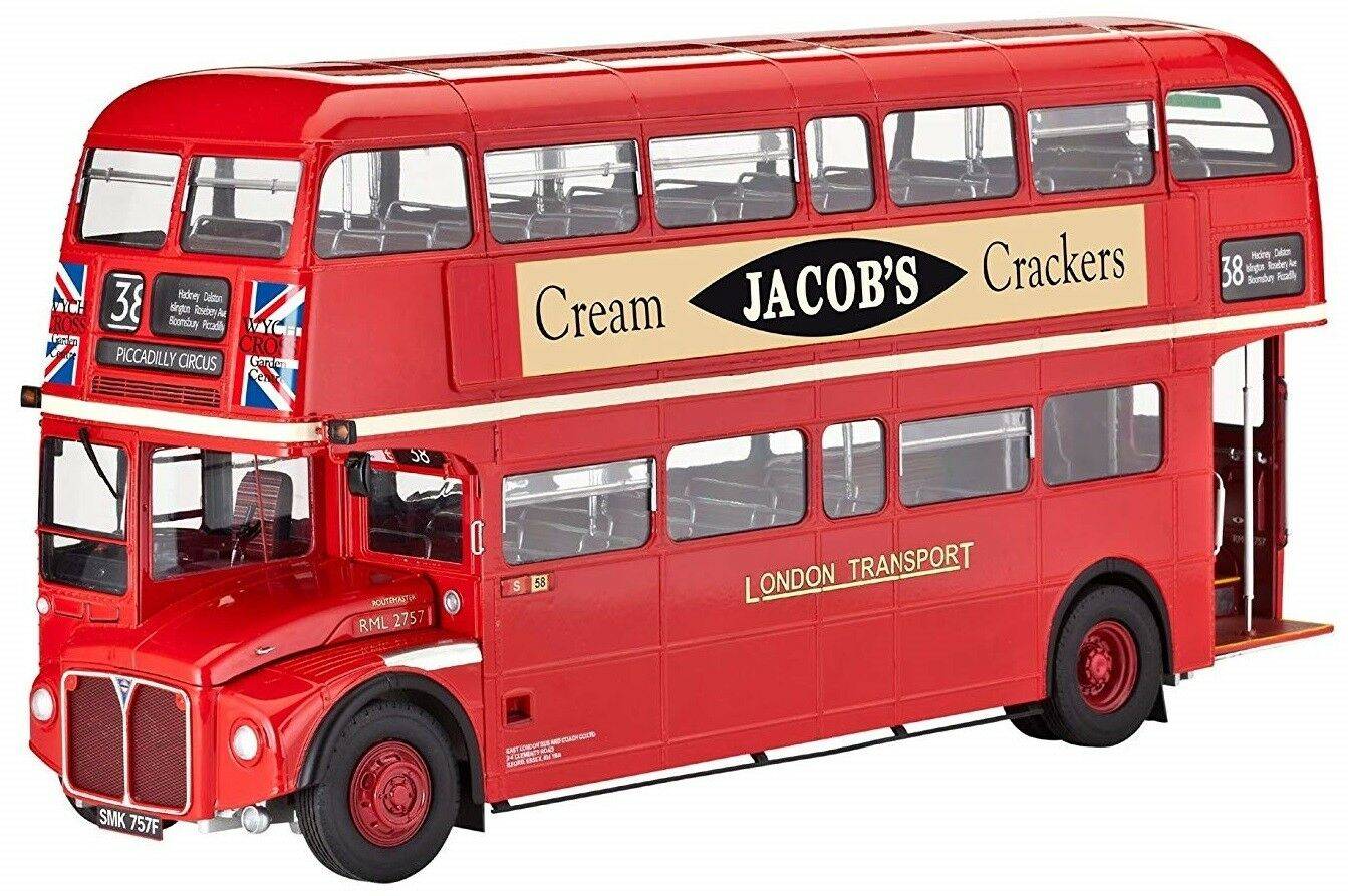 London Bus – Image 2