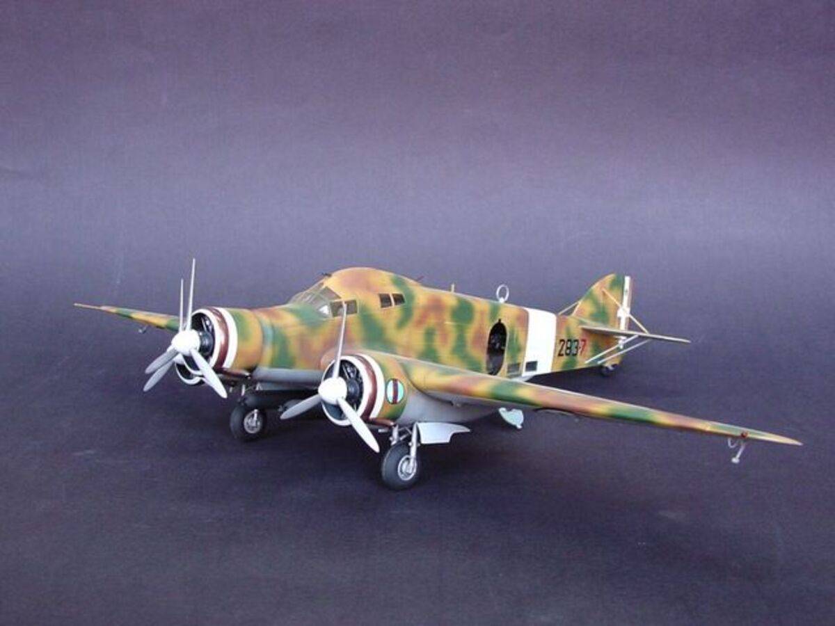 Savoia-Marchetti S.M.79-II Sparviero – Image 2