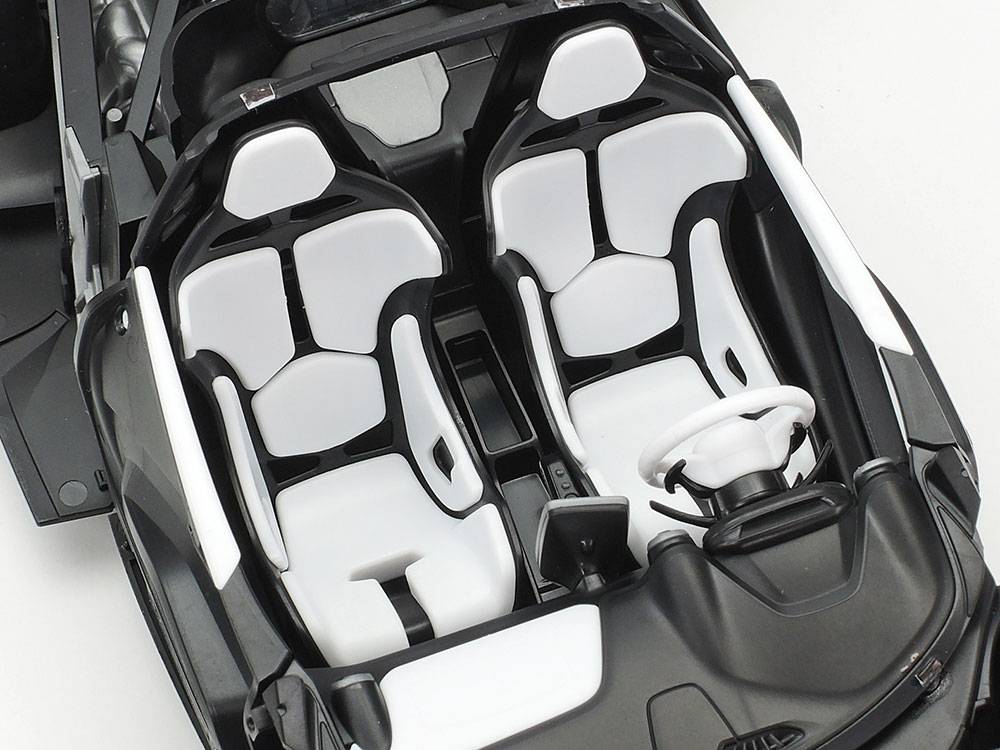 McLaren Senna – Image 11