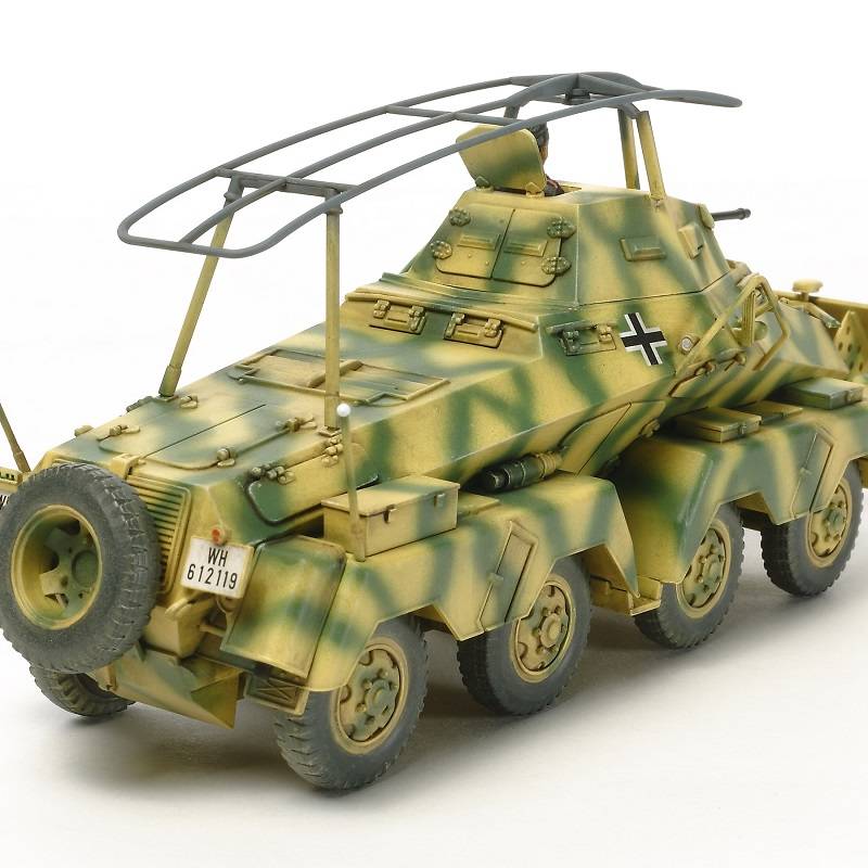 German 8-Wheeled Heavy Armored Car Sd.Kfz.232 – Image 3