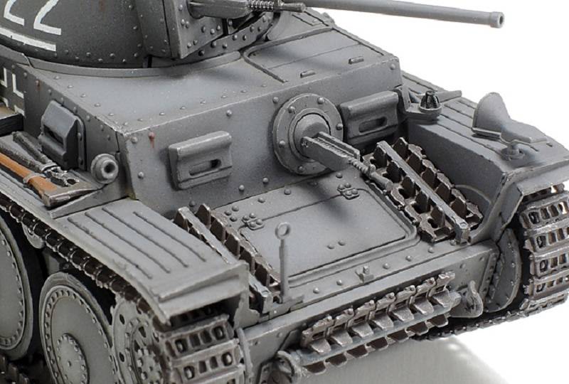 GERMAN Panzerkampfwagen 38(t) Ausf.E/F – Image 4