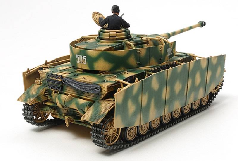 German Tank Panzerkampfwagen IV Ausf.H Late Production – Image 3