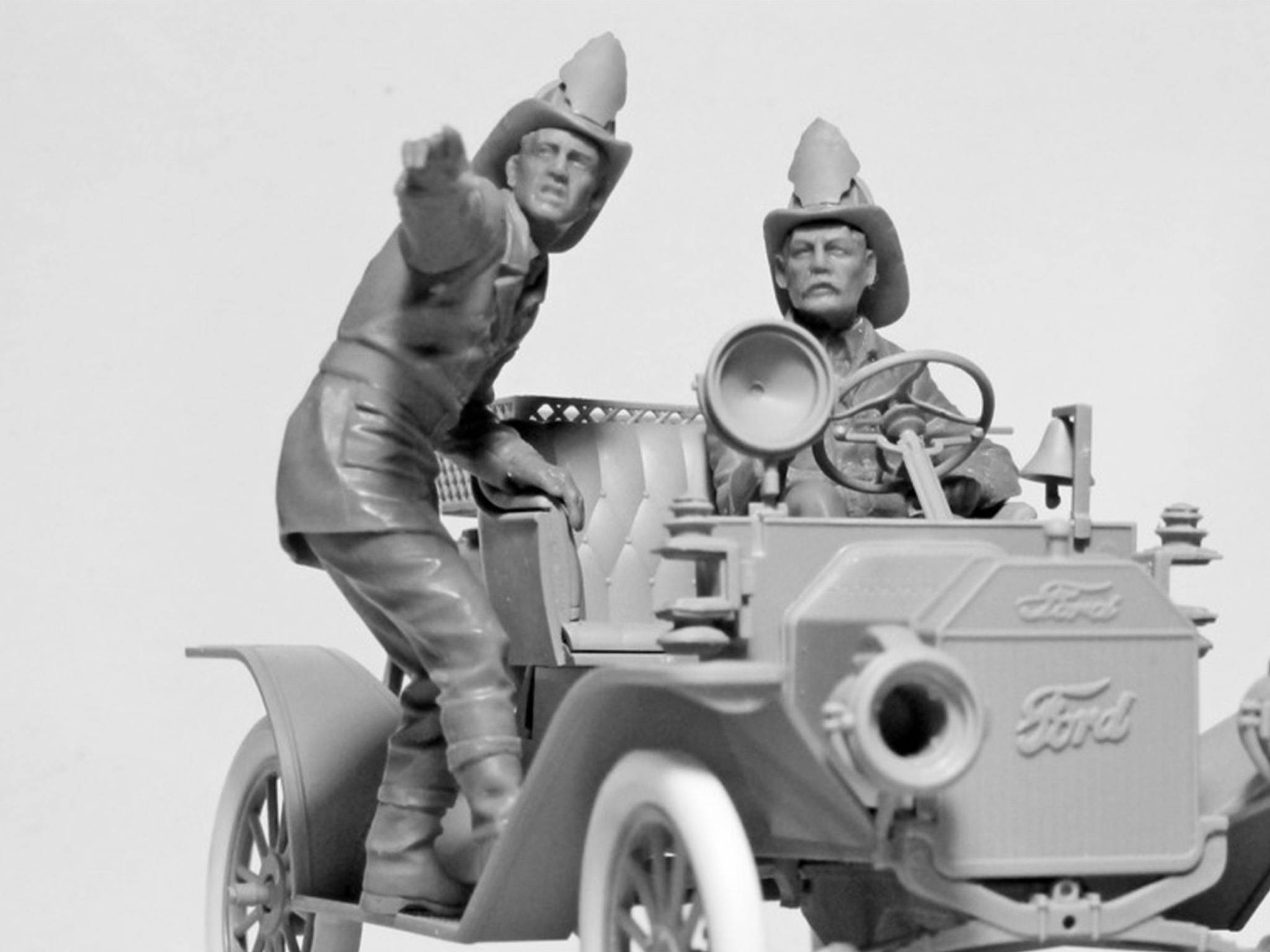 American Fire Truck Crew (1910s) – Image 3