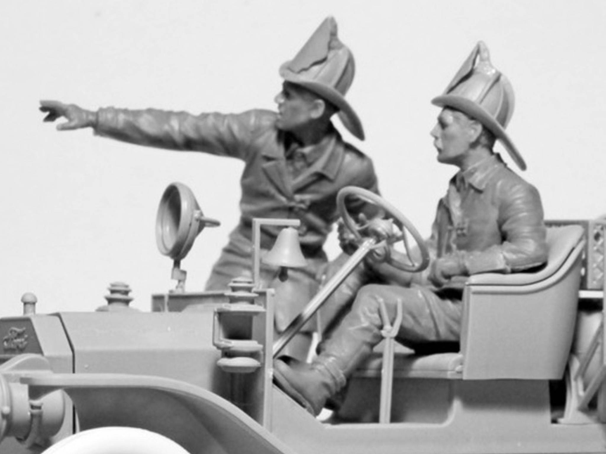 American Fire Truck Crew (1910s) – Image 6