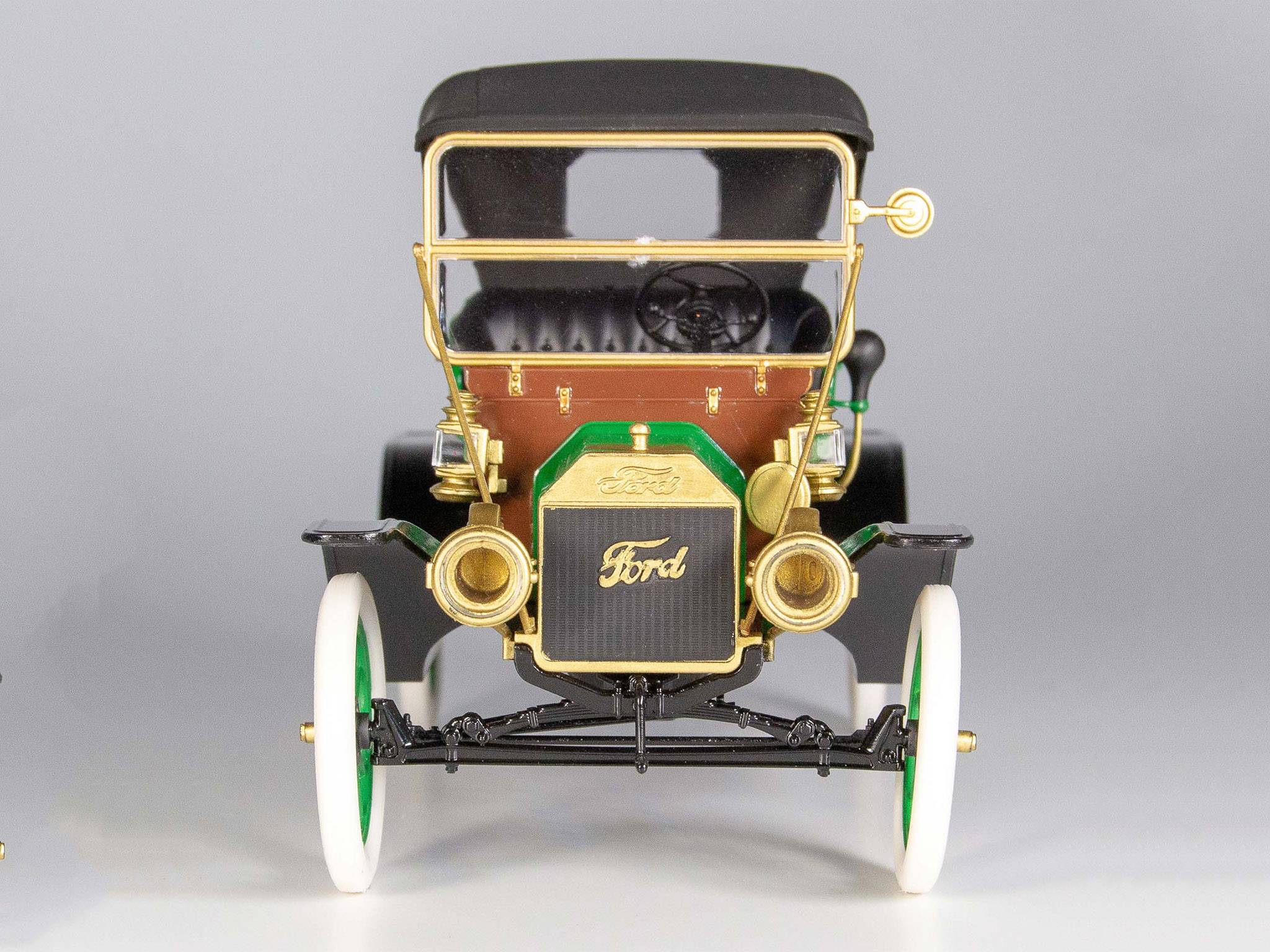 Model T 1912 Commercial Roadster American Car – Image 3