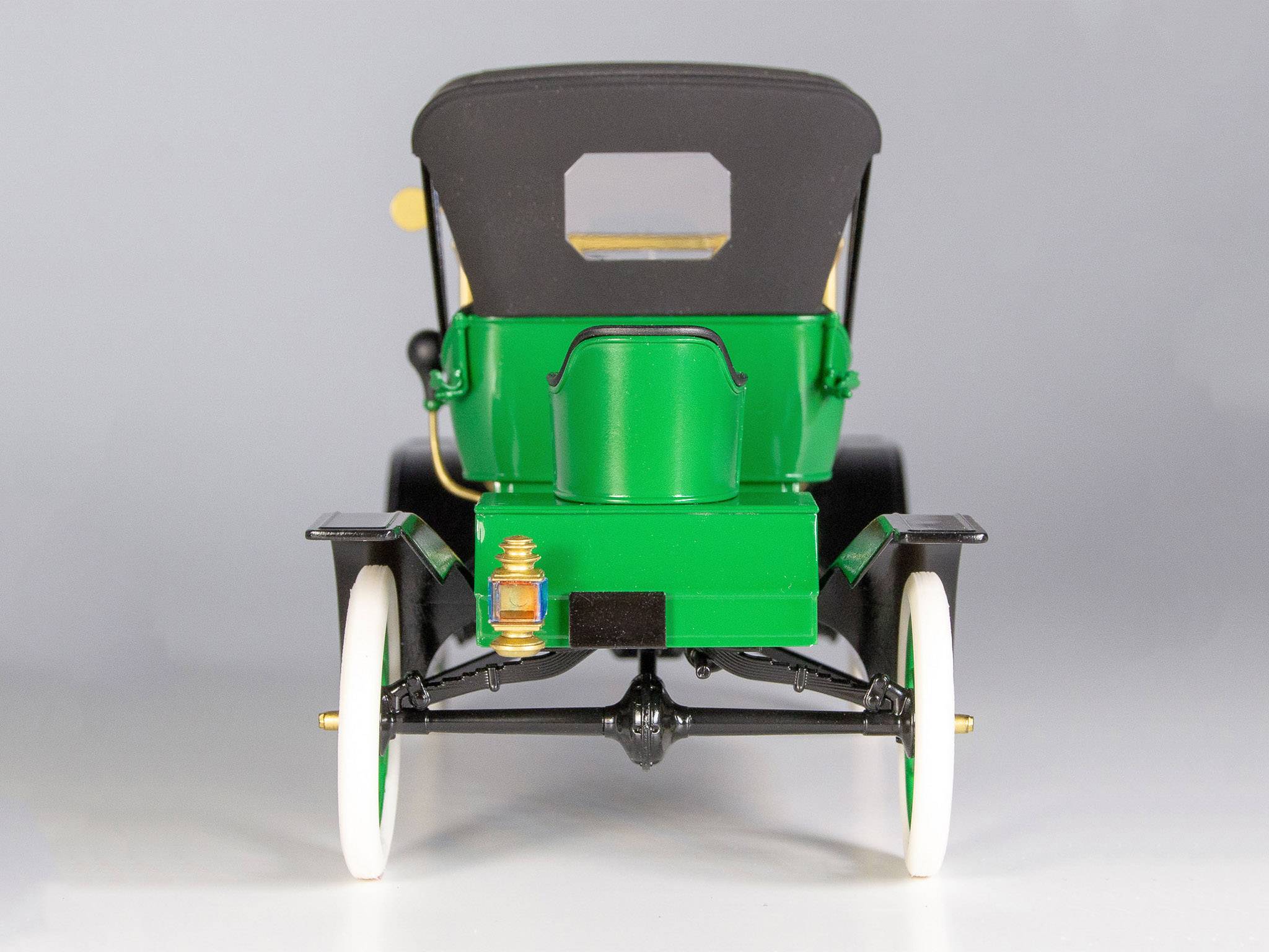 Model T 1912 Commercial Roadster American Car – Image 4