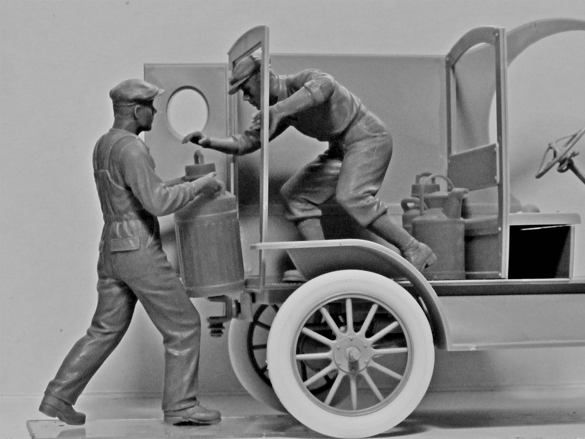 American Gasoline Loaders (1910s) – Image 5