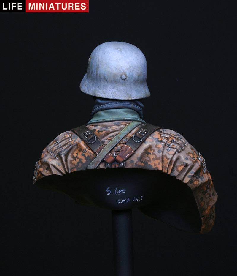 Waffen-SS Infantryman Ardennes 1944 – Image 7