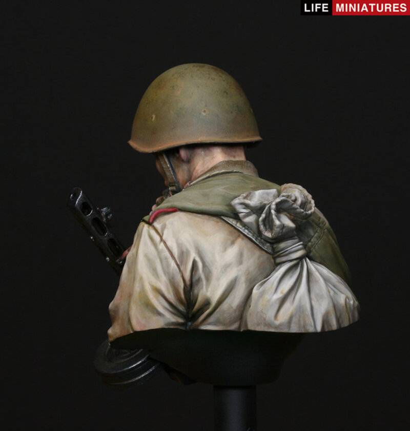 'On The Edge of No Man's Land' WW2 Young Red Army Infantryman Battle of Kursk – Image 10