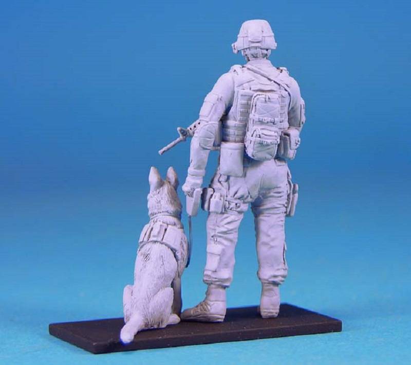 US K9 with the Handler – Image 3