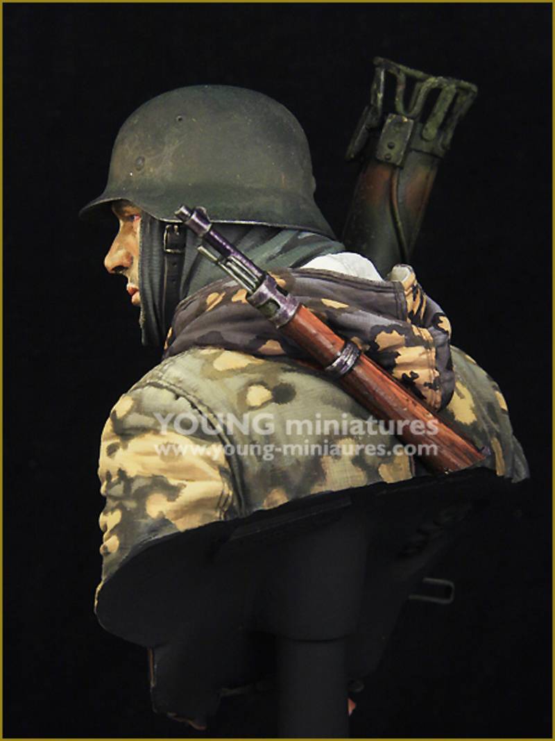 German Waffen SS with Panzerschreck – Image 4