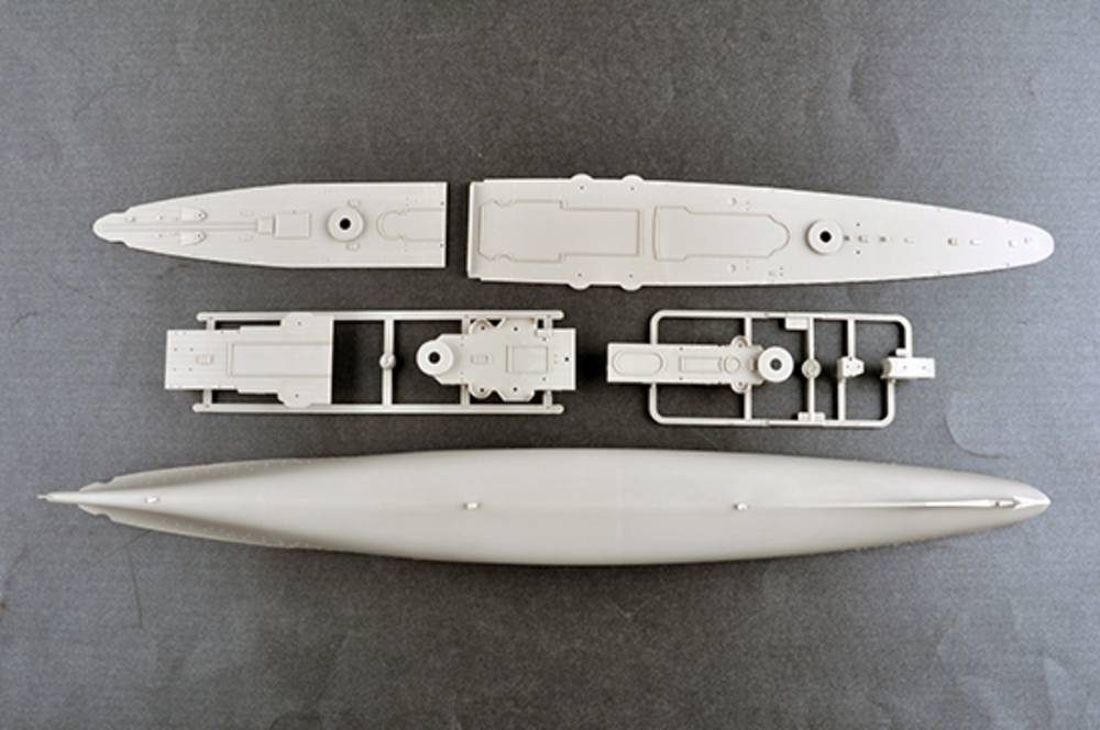 Italian Heavy Cruiser Gorizia – Image 5