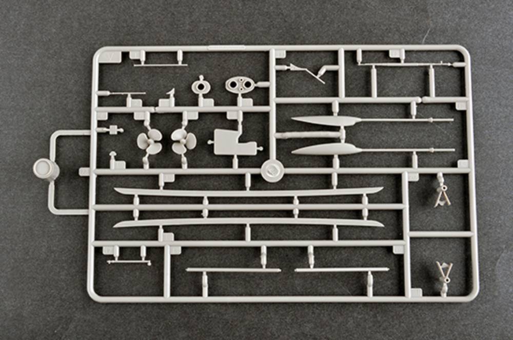 Italian Heavy Cruiser Gorizia – Image 8