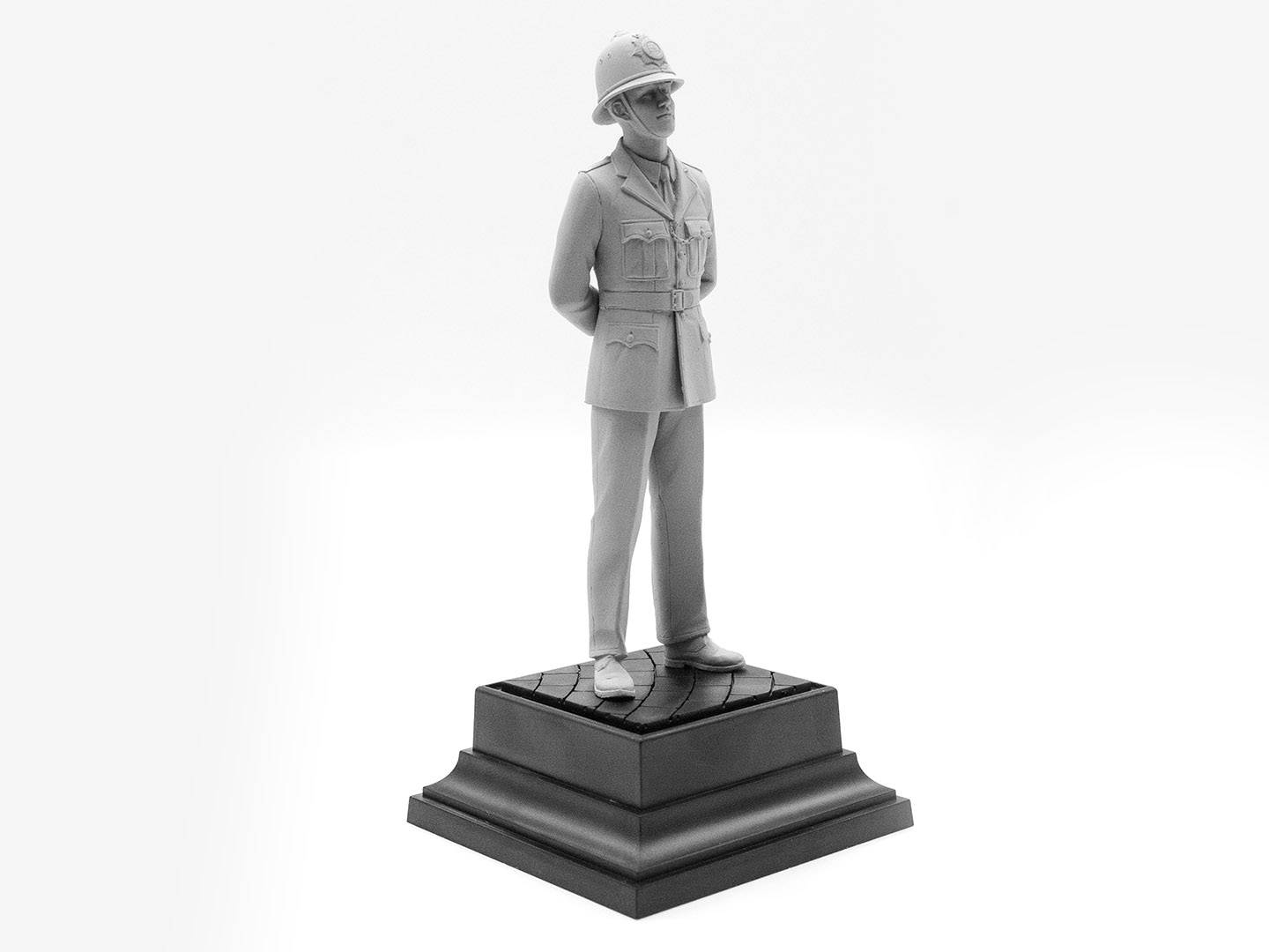 British Policeman – Image 12