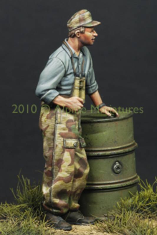 German Panzer Crew in Summer – Image 6