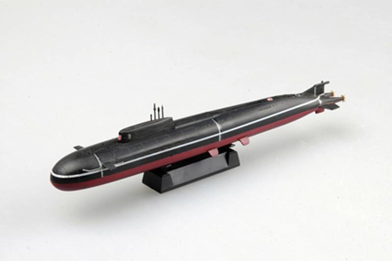 Russian Navy Oscar II class submarine – Image 7