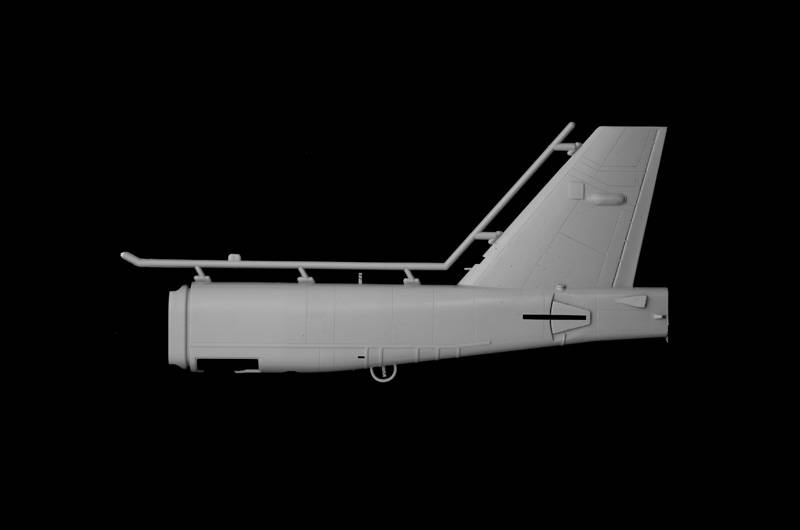 B-52G Stratofortress Early version with Hound Dog Missiles – Image 9