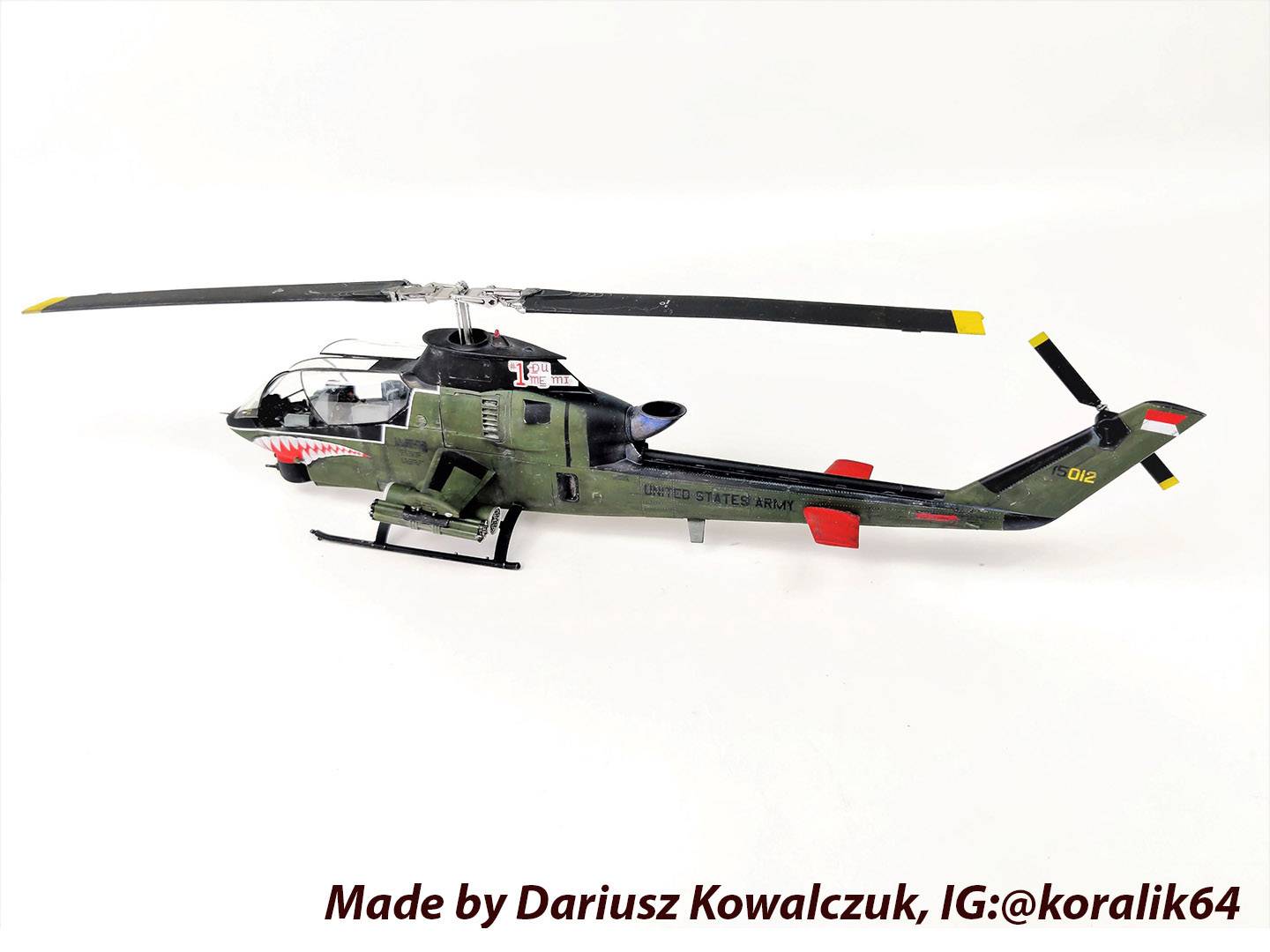 AH-1G Cobra (late production) US Attack Helicopter – Image 6