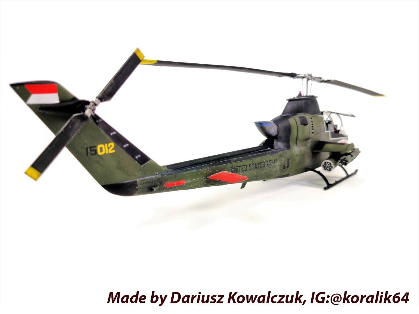 AH-1G Cobra (late production) US Attack Helicopter – Image 8