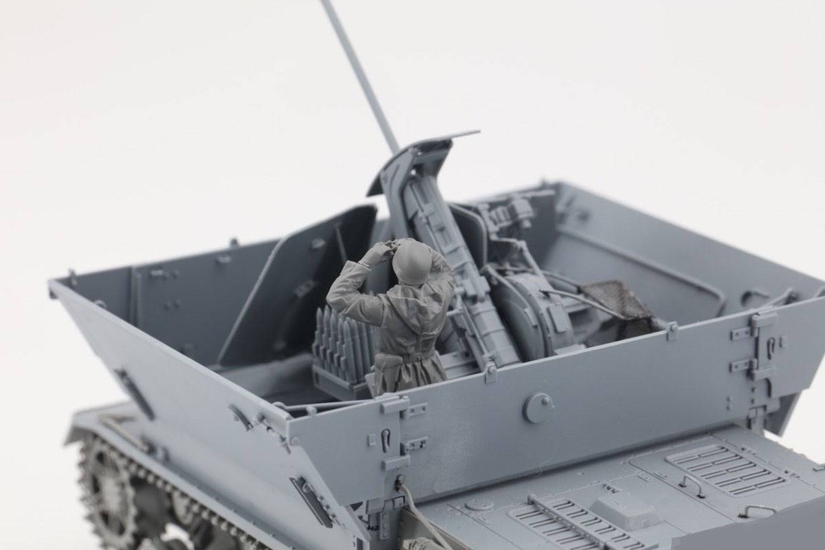 Möbelwagen 3.7cm Flak auf Fgst. Pz.Kpfw. IV (Sf) – Image 13