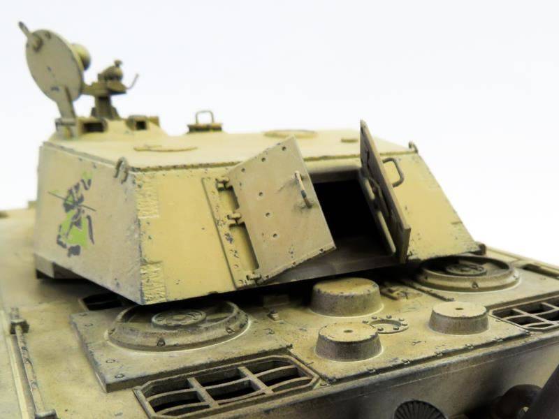 German Panzerkampfwagen E-100 Ausf. G mit 10.5cm Zwilling Doppeladler – Image 11
