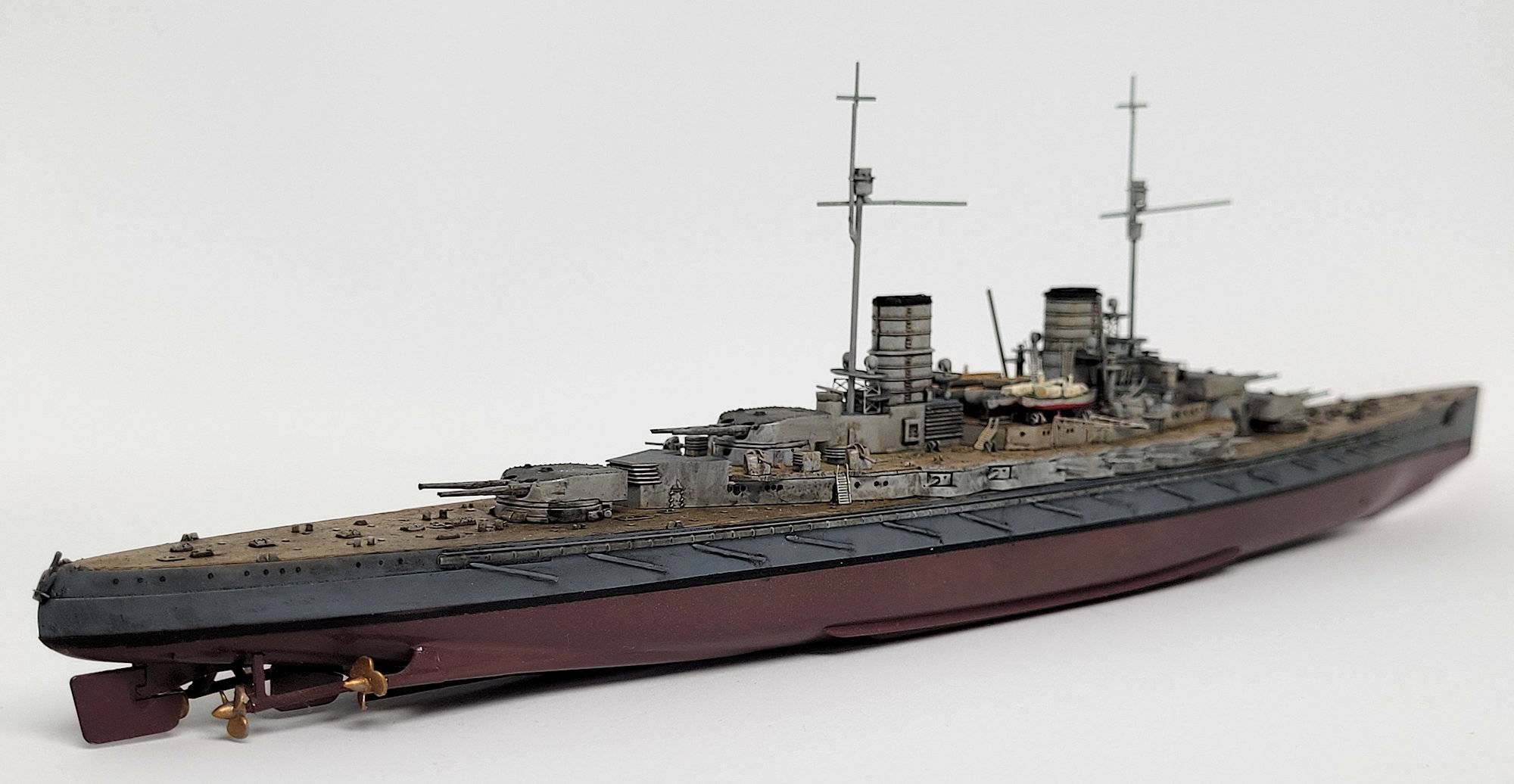 SMS LUETZOW 1916 (FULL HULL) – Image 12