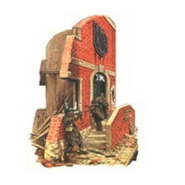 RUINE DE MAISON ALLEMANDE avec ENTREE et ESCALIER