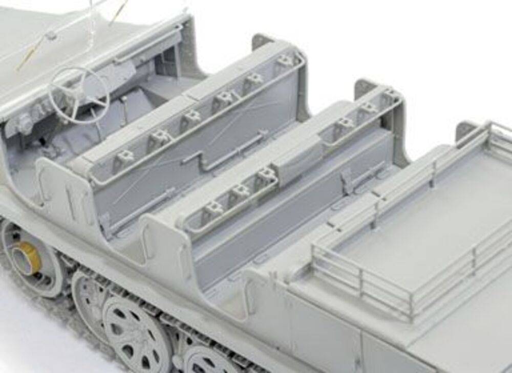 Sd.Kfz.7 8t Half Track Initial Production – Image 6