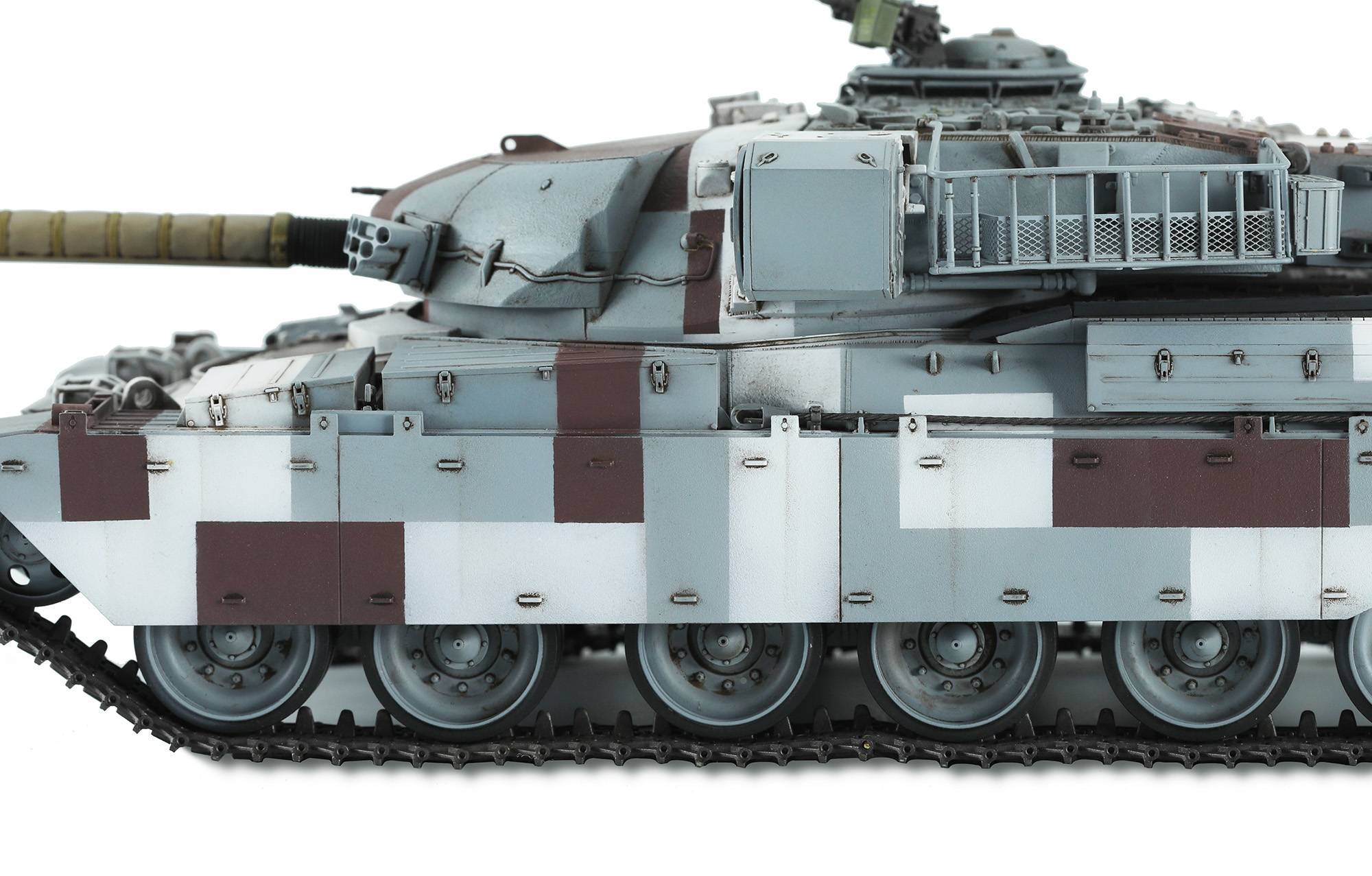 BRITISH MAIN BATTLE TANK CHIEFTAIN Mk10 – Image 10