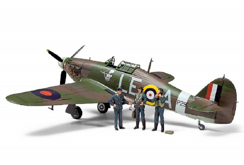 Hawker Hurricane Mk.I w/3 Figures – Image 3