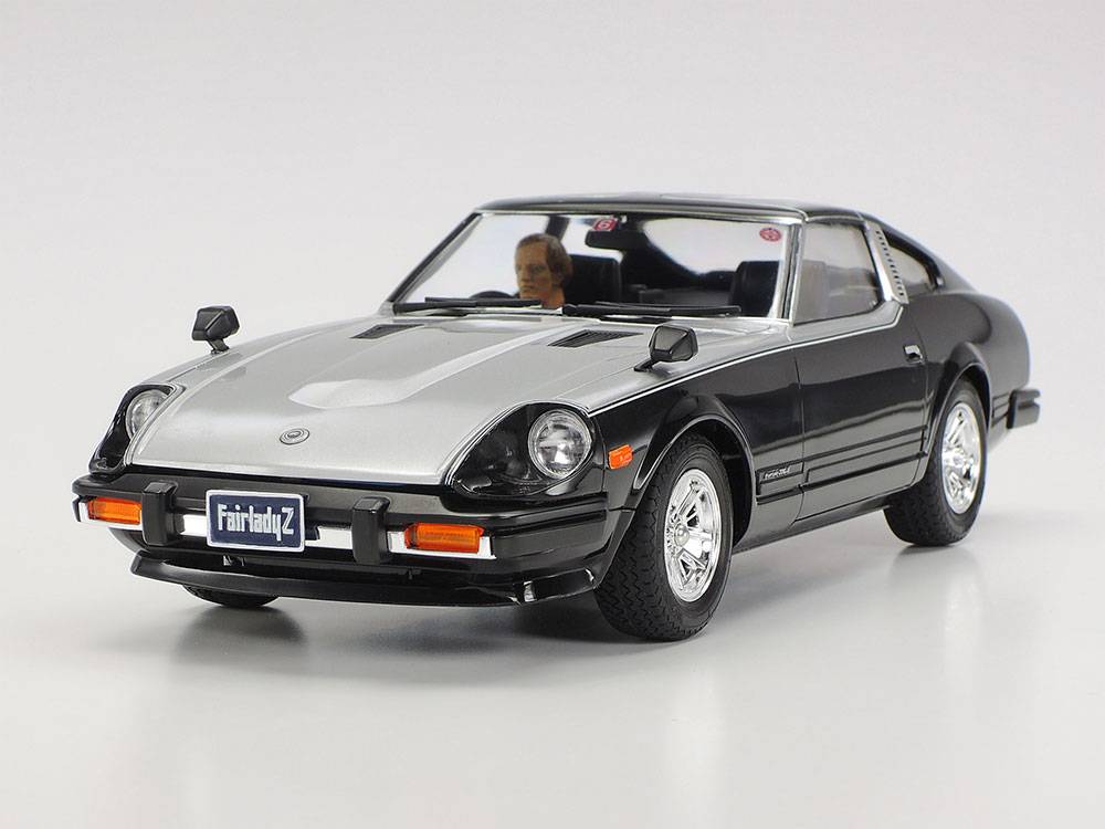 Nissan Fairlady 280Z with T-Bar Roof – Image 2