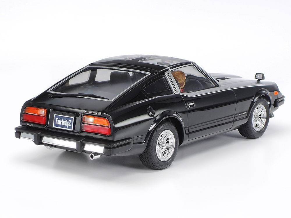Nissan Fairlady 280Z with T-Bar Roof – Image 3
