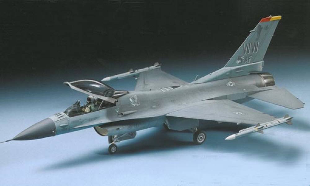 Lockheed Martin F-16CJ Block 50 Fighting Falcon – Image 2