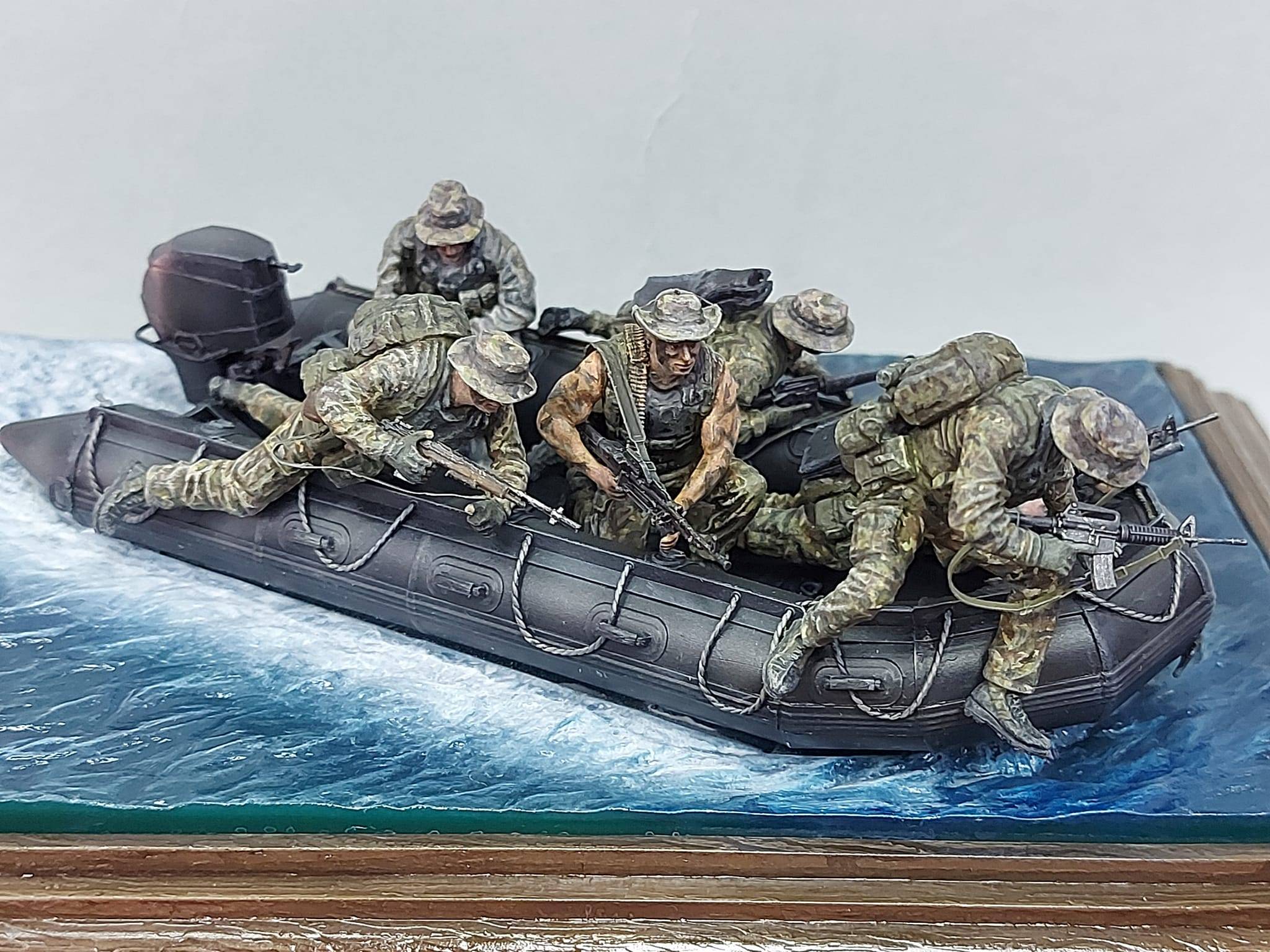 US Navy Seals Team In Action Circa 90s w/ Combat Rubber Raiding Craft – Image 2