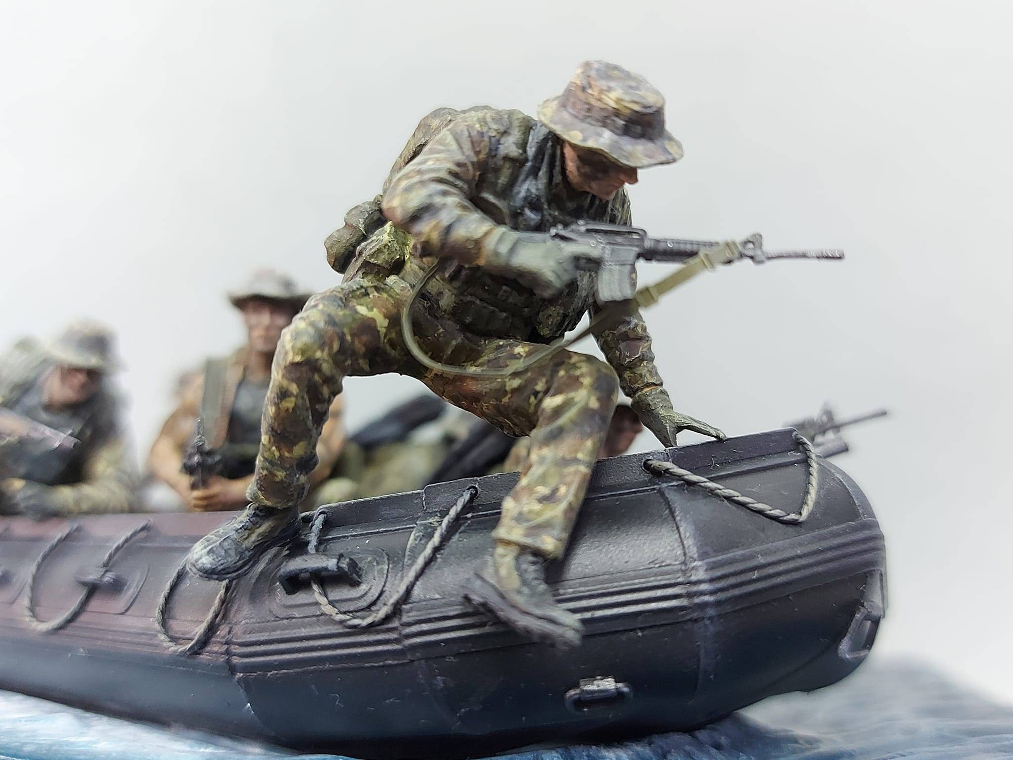 US Navy Seals Team In Action Circa 90s w/ Combat Rubber Raiding Craft – Image 11