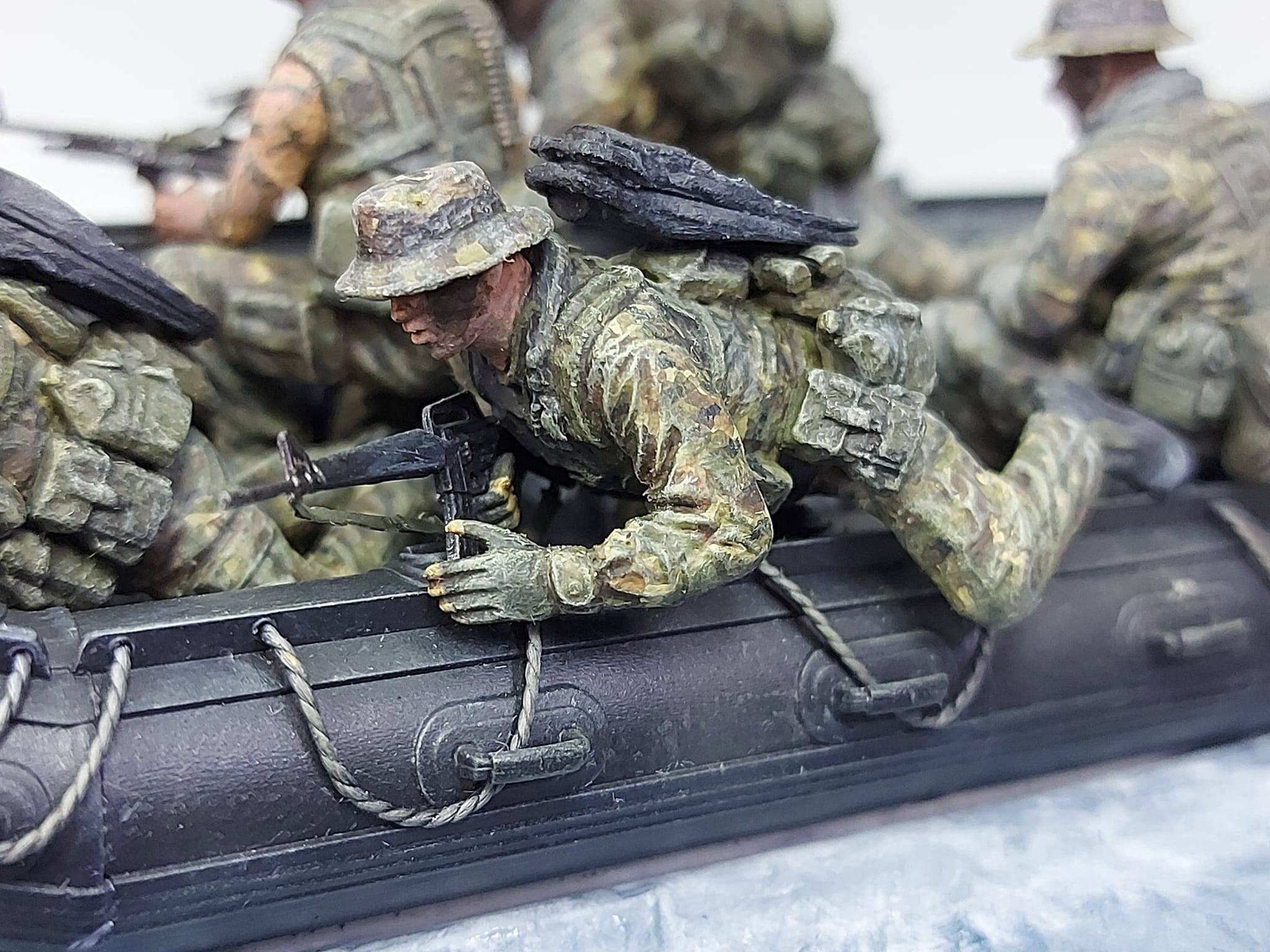 US Navy Seals Team In Action Circa 90s w/ Combat Rubber Raiding Craft – Image 15