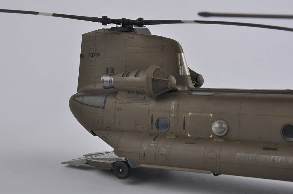 CH-47D CHINOOK – Image 7