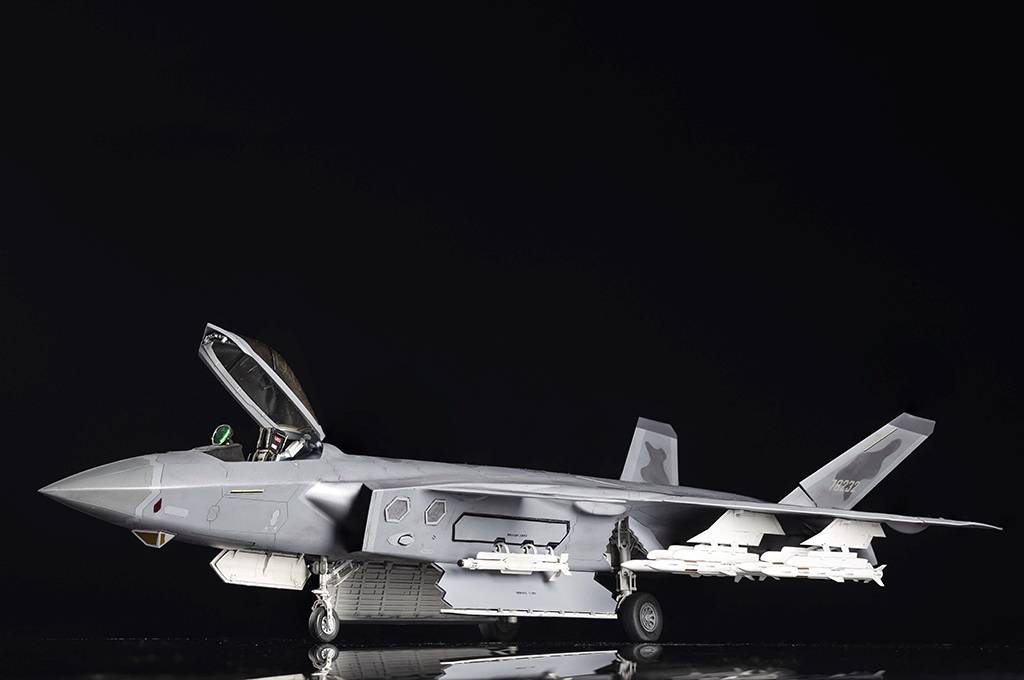 Chinese J-20 Mighty Dragon-Beast Mode – Image 2