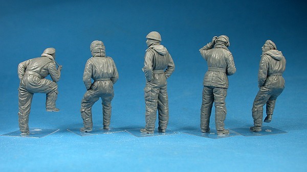 BRITISH TANK CREW. WINTER UNIFORM – Image 3